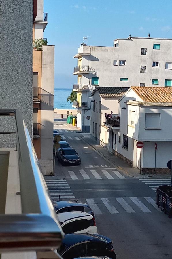 شقة Apartament Edifici Simbat A 150M De La Platja بالاموس المظهر الخارجي الصورة